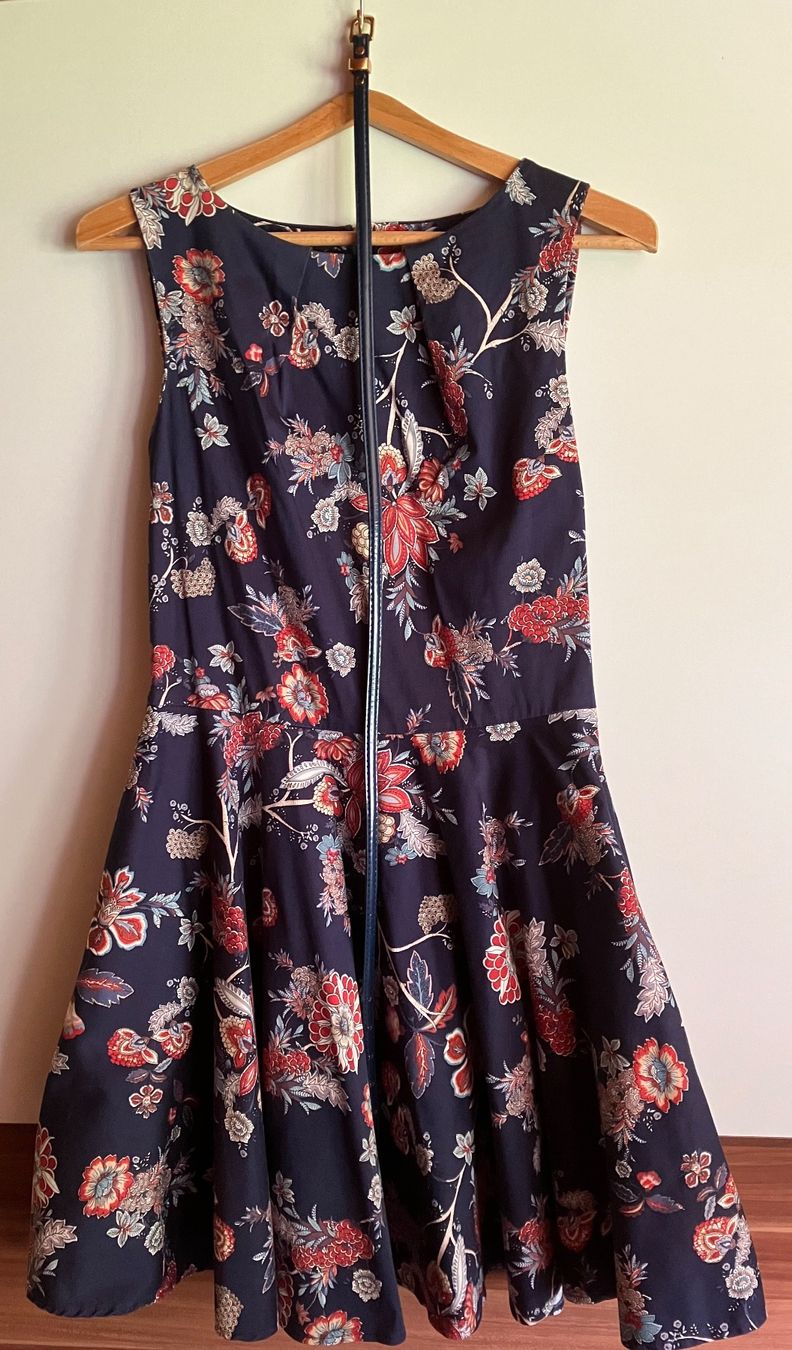 Robes: Kleid 42 – D'occasion à Alt St. Johann par philipp8179 3