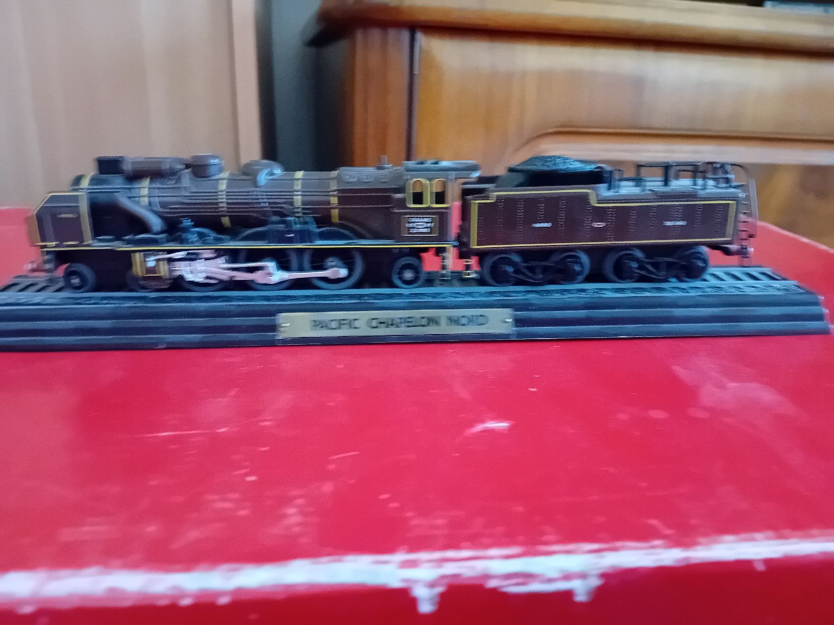 Modellini di ferrovie: trains pour collectionneurs – Usato da Fribourg venduto da von_8kxp 1
