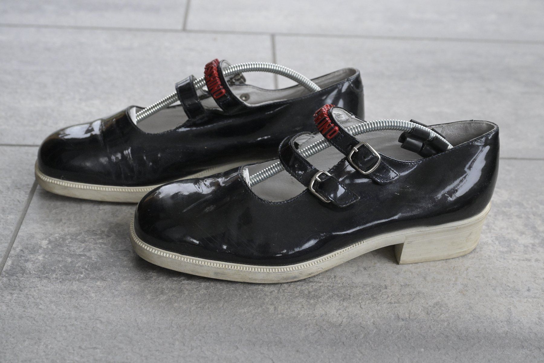 Moschino Damenschuhe: Moschino Schuhe Vintage, Grösse 40 – Gebraucht aus Eschenbach SG von MarThu 5