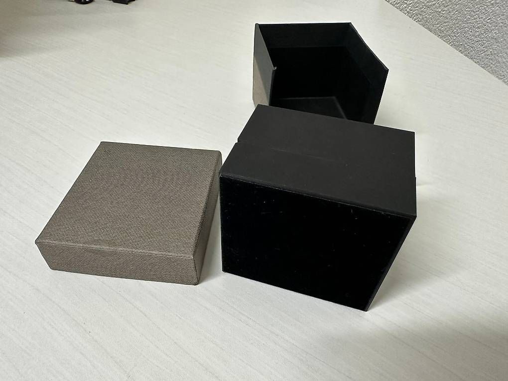 Schmuckkästen: Ringabdeckung Box / écrain pour bague 5x5cm – Gebraucht aus Sonceboz-Sombeval von michael.l 2