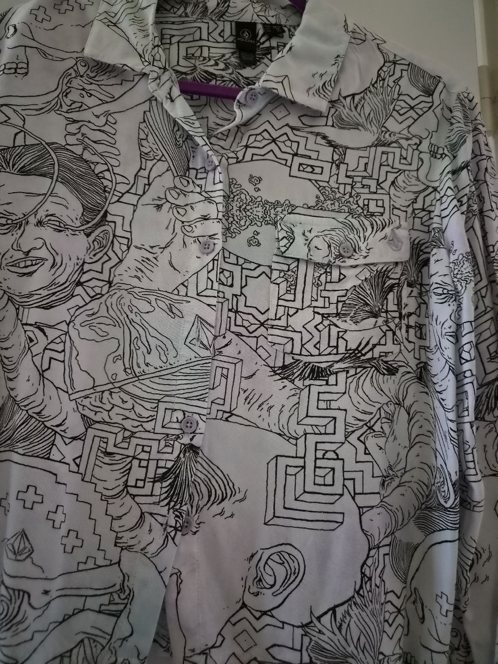 Chemisiers: Shirt Volcom – Neuf (Voir description) à Genève par lucianartm 1