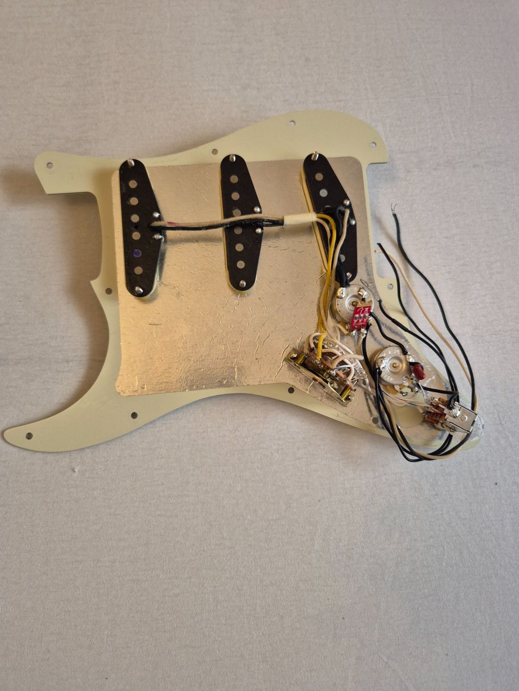 Fender Strumenti musicali: Fender stratocaster Completes Schlagbrett mit Fat50s pickups – Usato da Zürich venduto da mtm_6wl8 1