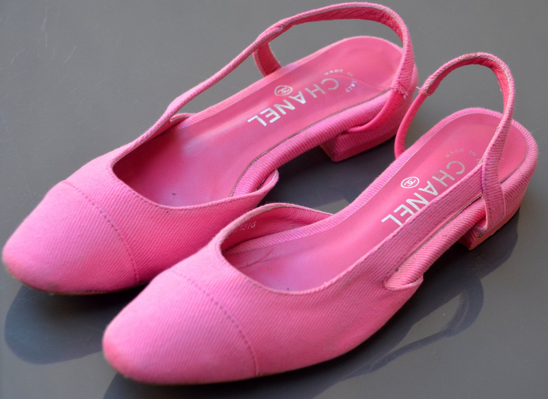 Chanel Scarpe da donna: Chanel Schuhe / chaussures .39C – Usato da Collonges venduto da arashee 5