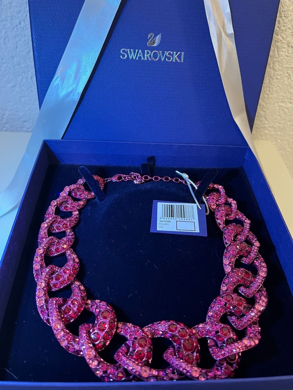 Swarovski Catenine: Swarovski Statement Kette limitiert, & original verpackt – Nuovo e nell'imballaggio originale da Kirchleerau venduto da Piroska05 1