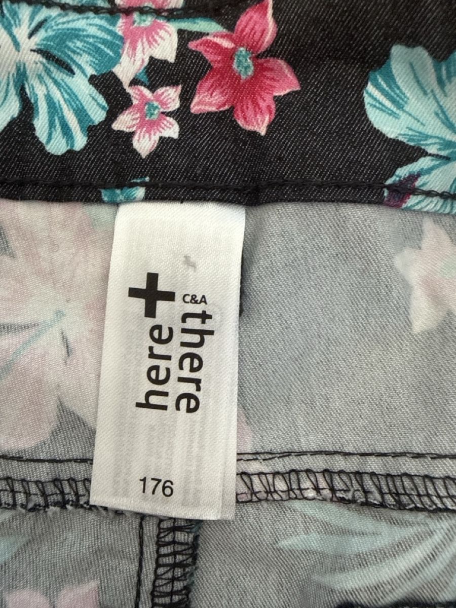 H&M Hosen: 3 paar Sommershorts – Gebraucht aus Küsnacht ZH von dps_mc9z 6