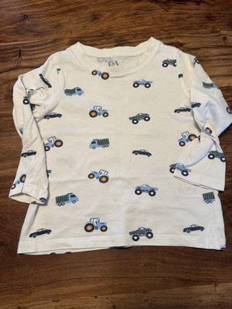 Langarmshirt C&A Motiv Fahrzeuge Grösse 92