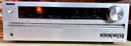 Onkyo Multimedia AV-Receiver Modell HT-R548