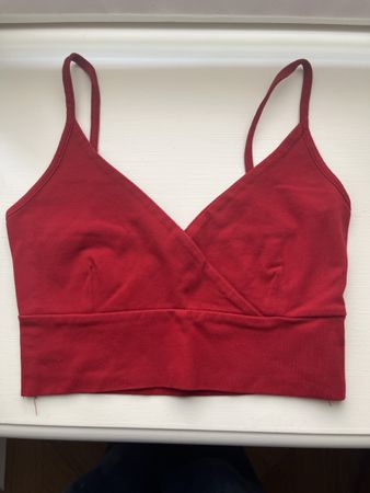 Subdued red top excellent condition