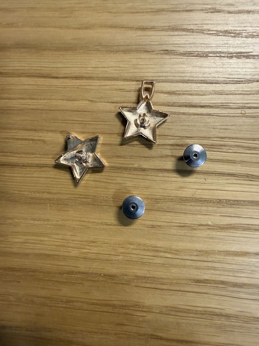 Cinture: NEW Jeans pin – Nuovo e nell'imballaggio originale da Genève venduto da hai_2rp8 2