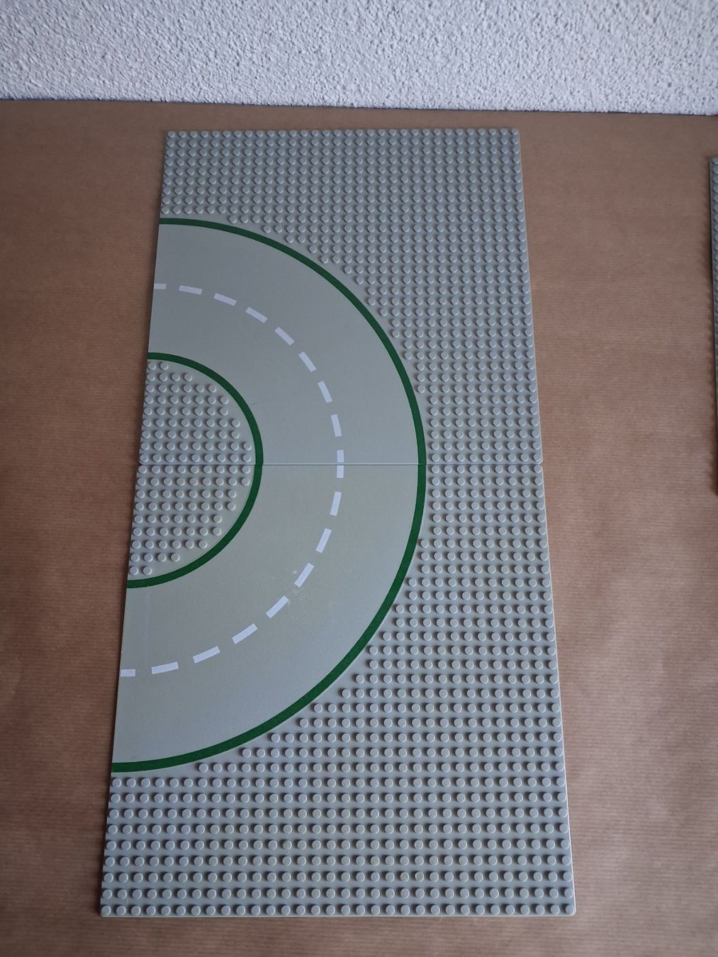 Lego Giocattoli: 9 Lego Strassenplatten 32x32 Noppen.Grau – Usato da Hagendorn venduto da siwasi3 3