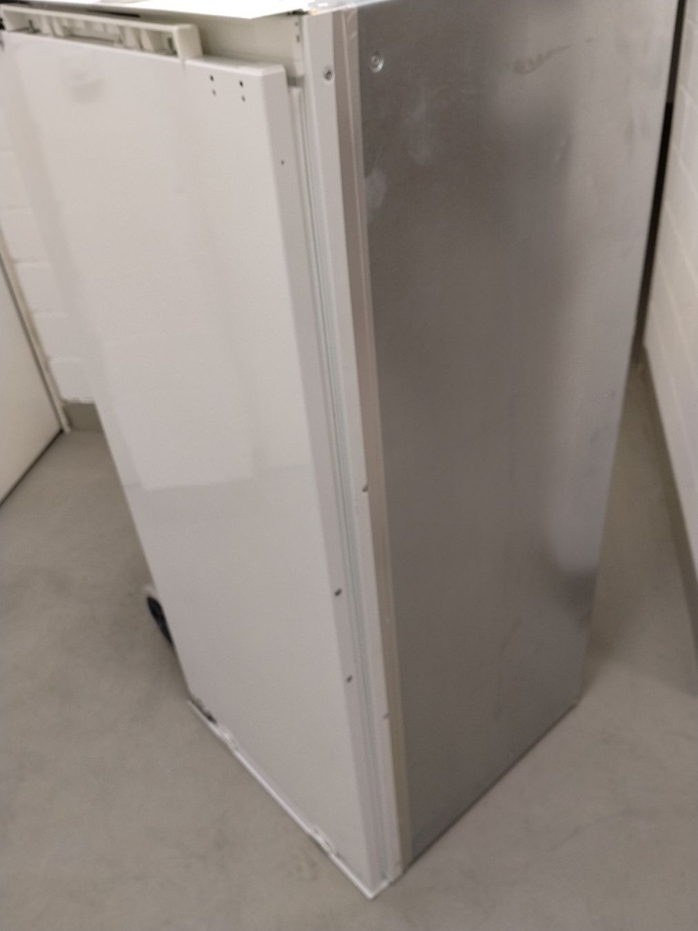 Réfrigérateurs: Fust Kühlschrank, Einbau Gerät – D'occasion à Volketswil par pal_tbg8 3