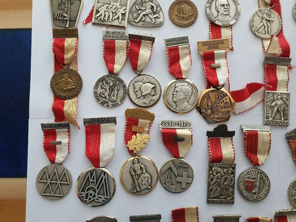 Medaillen: 20. Sehr viele Schweizer Auszeichnungen – Gebraucht aus Schwarzenburg von D.a.v.i.dM. 3