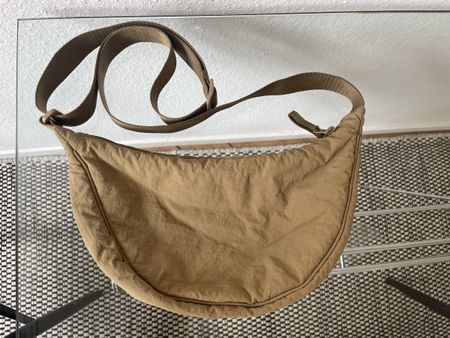 Uniqlo Umhängetasche beige sehr guter Zustand