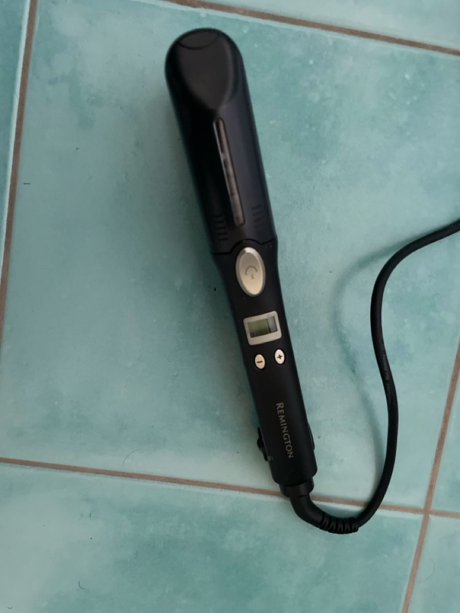 Remington Fers à boucler & lisser: Haarglätter Remington schwarz  – D'occasion à Allschwil par tica1988