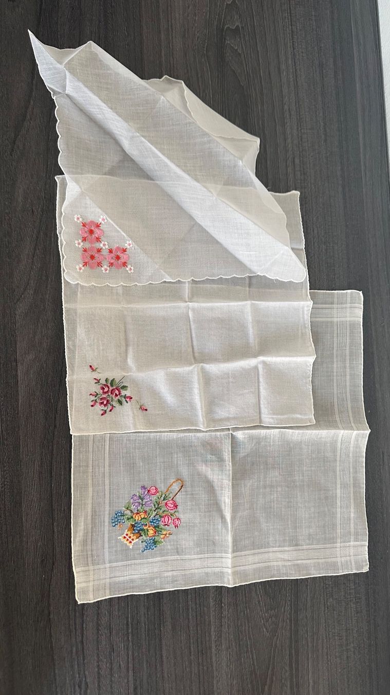 Altro in  Abbigliamento & Accessori: 3 x Taschentuch antik handgestickt – Usato da Zürich venduto da brazerola 6