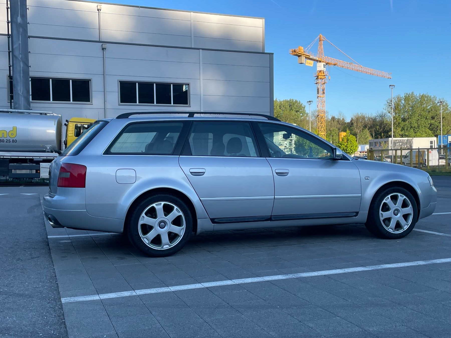 Audi Automobili: Audi S6 Avant Quattro – Usato da Oulens-Echallens venduto da EMD645 1