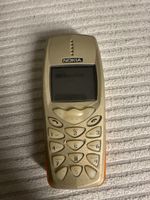 Nokia 5210 Mobiltelefon gold Farbe gebrauchter Zustand