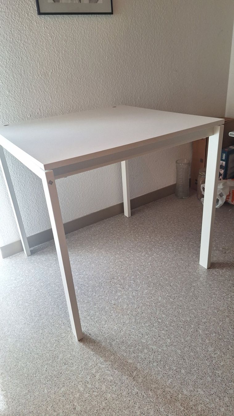 Ikea Tische: Basteltisch IKEA MELLTORP weiss 75 x 75 cm – Gebraucht aus Liestal von Blubb0815 1