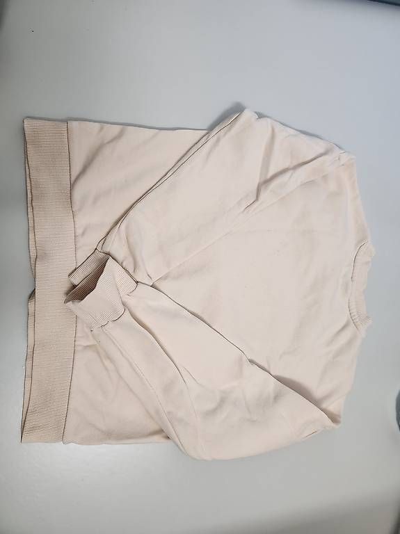 Maglioni & Felpe: Pullover Mädchen beige 134/140 – Usato da Zürich venduto da Rose_Marie 3