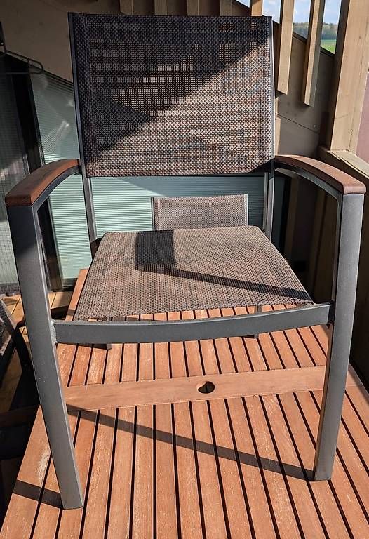 Set di tavolo e panche: Gartenmöbel-Set (Tisch + 4 Stühle) – Usato da Felben-Wellhausen venduto da dim_n9cj 3