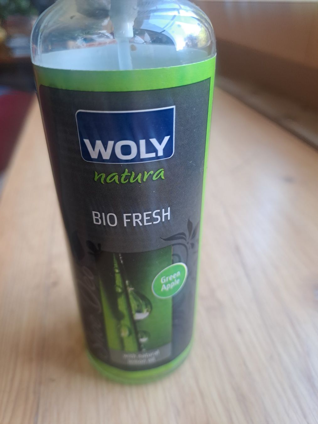 Altro per la cura del corpo: Woly Bio Fresh Schuh Deo Spray – Usato da Emdthal venduto da kasira 2