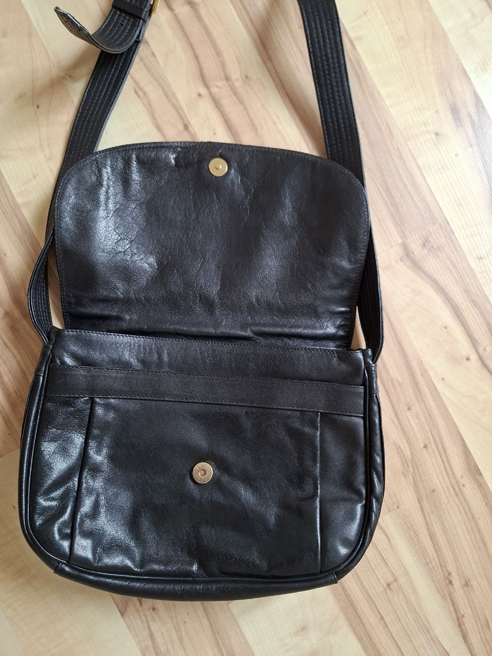 Taschen für Damen: Sac à main  – Gebraucht aus Tramelan von jomeg16 2
