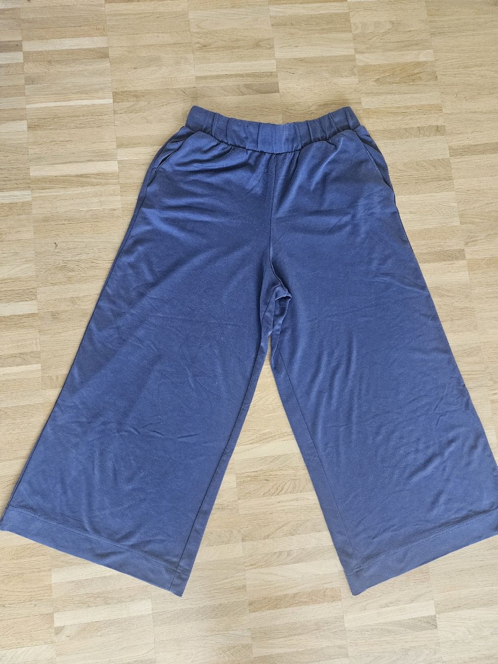 Monki Kleiderpakete: Hosen Set Gr. S von Monkl – Gebraucht aus Zürich von leonard014 1