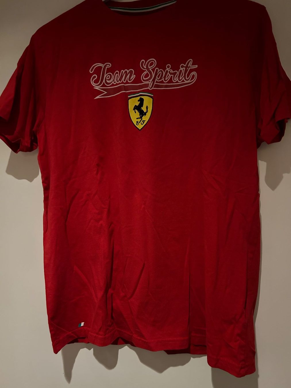 Ferrari T-shirt: Ferrari Shirt – Usato da Zumikon venduto da Uranus88 2