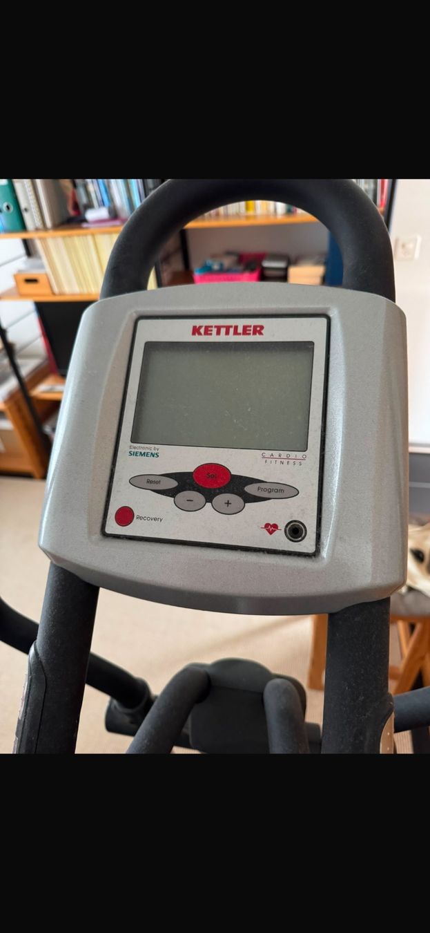 Kettler Vélos d'appartement: Kettler Ergometer CTR 2 Crosstrainer – D'occasion à Frick par 01100110 3