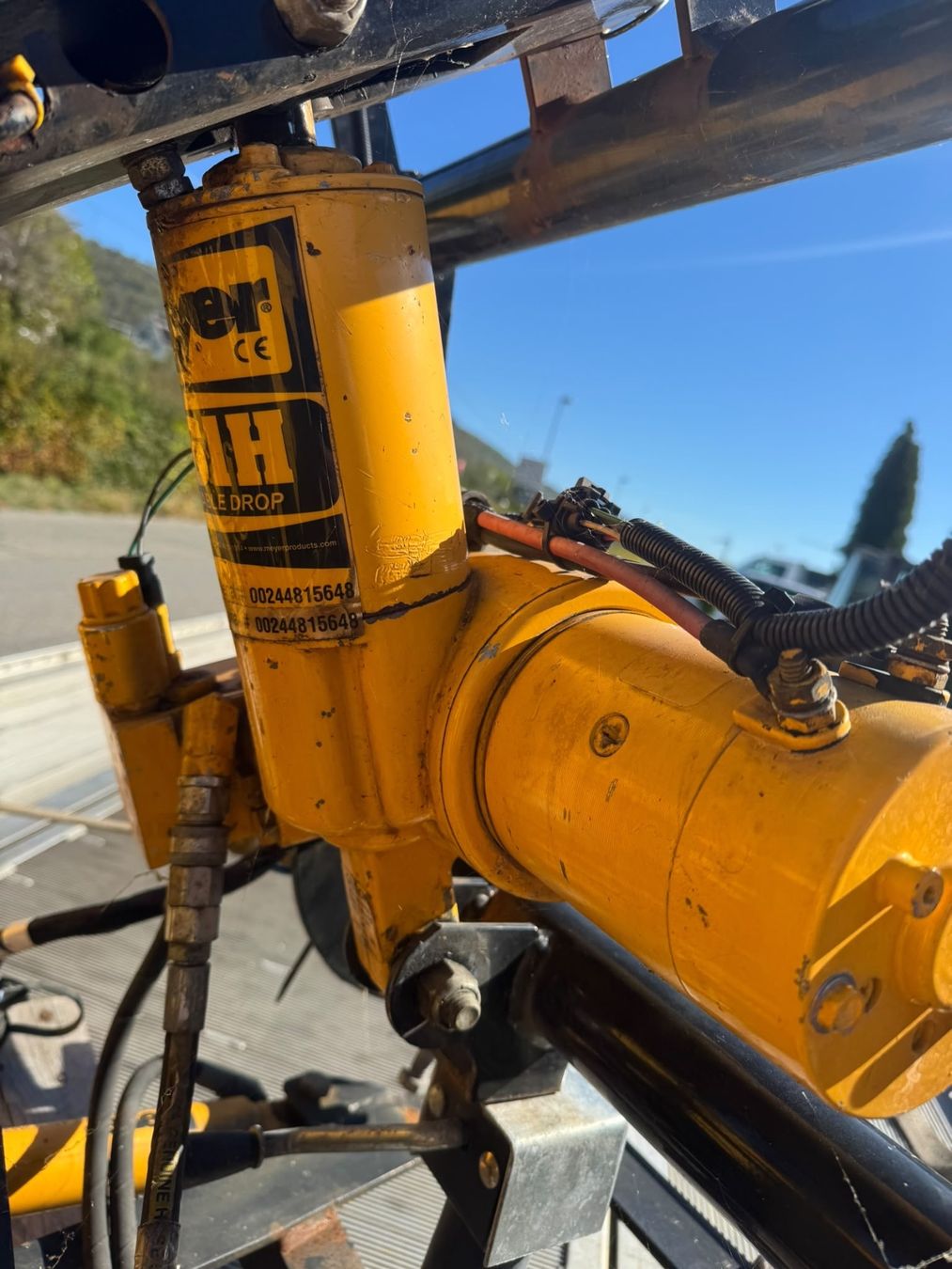 Déneigement: Meyer Diamond Schneepflug EZ-Mount Plus – D'occasion à Siblingen par Zaidan-Automobile. 6