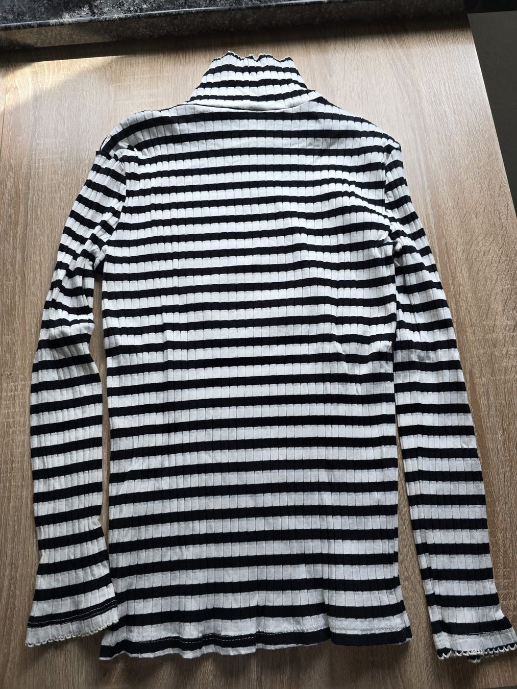 Camicette, T-shirt & Top: Gestreiftes Rollkragenshirt, Gr. 152, neuwertig – Nuovo (secondo la descrizione) da St.Gallen venduto da Avena135 1