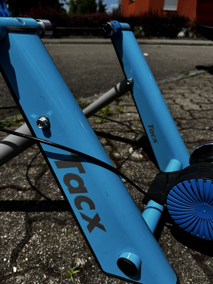 Tacx Hometrainer: Tacx Blue Matic Heimtrainer mit Reif – Usato da Muttenz venduto da vic_67t8 6