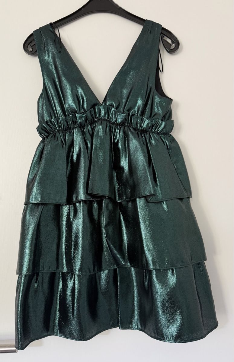 Zara Robes: Abito Zara verde foresta  – Neuf avec emballage d'origine à Muzzano par nat_x9hf 1