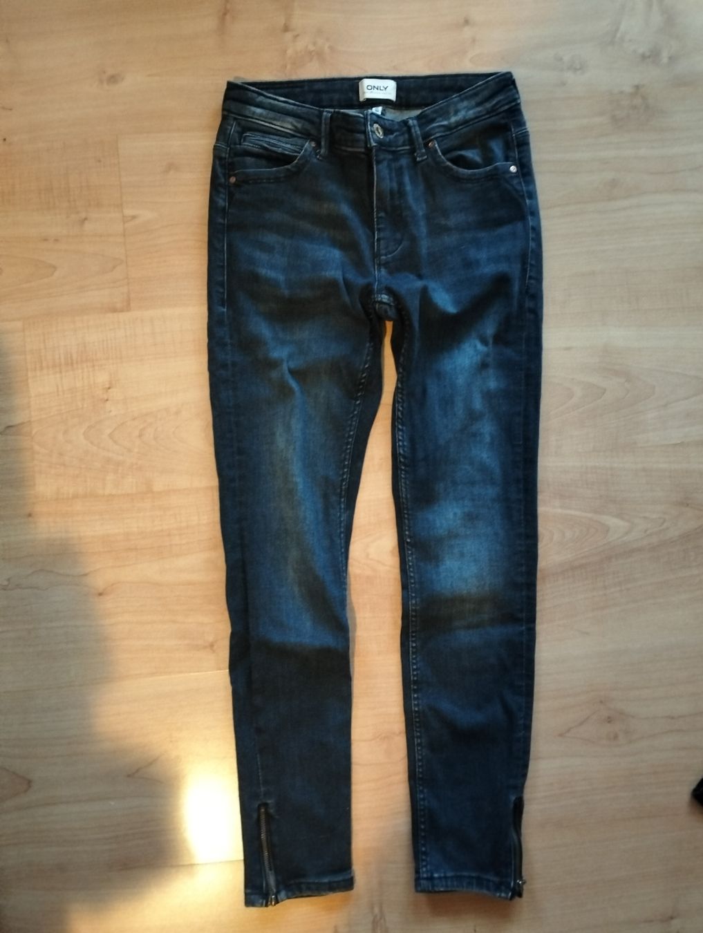 Lotti di vestiti: jeanspaket gr.s – Nuovo (secondo la descrizione) da Wilen (Sarnen) venduto da anbuu 3