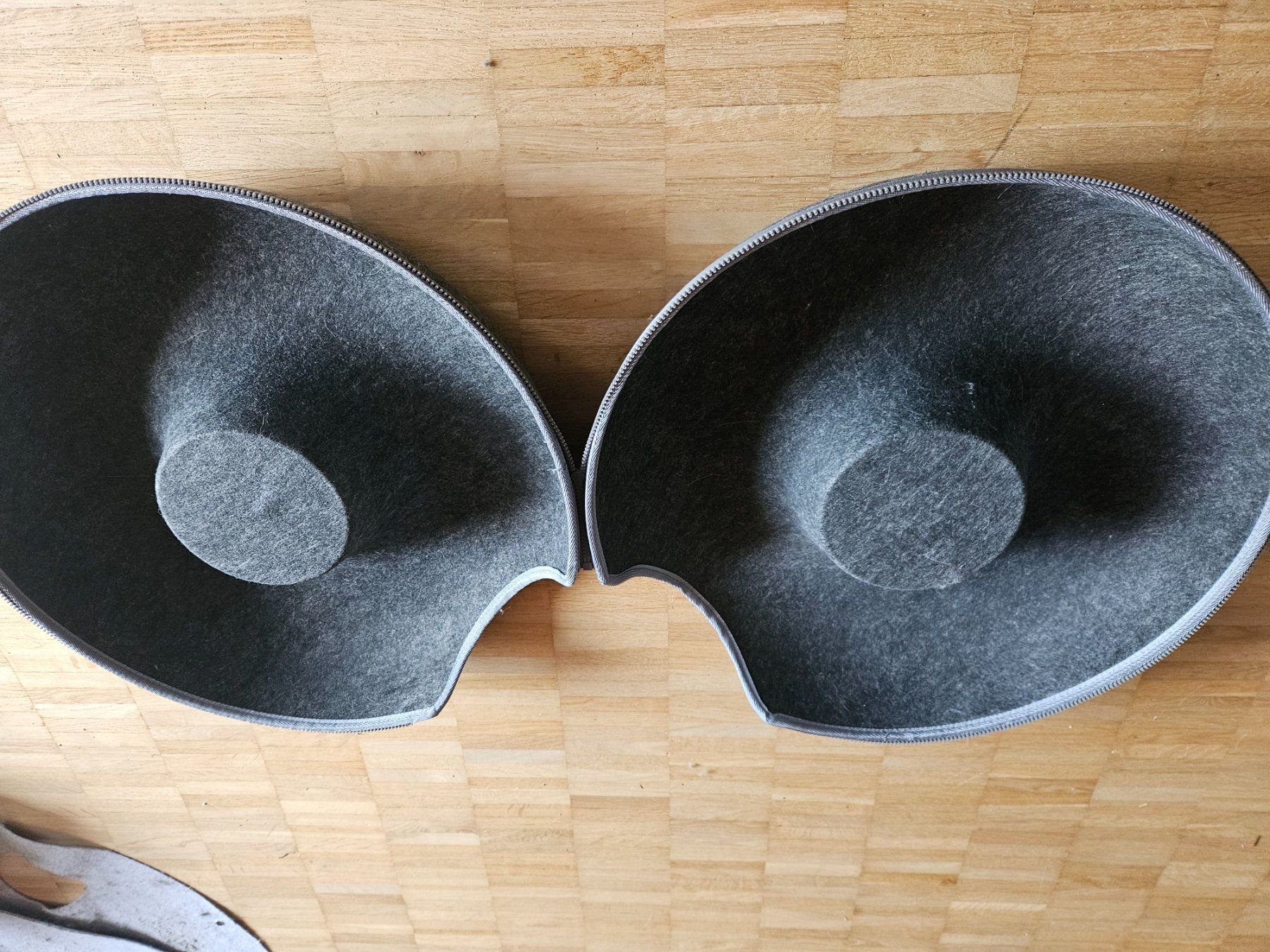 Liege- & Schlafplätze: Panier donut pour chat/chaton – Gebraucht aus Arzier-Le Muids von luc_dz82 1
