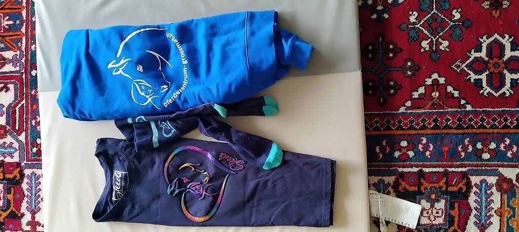 Lotti & Set di vestiti: Reitkleider – Usato da Boll venduto da minta24