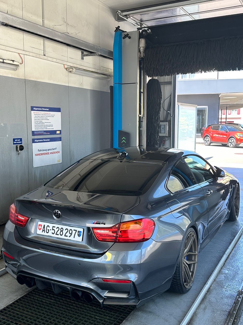 BMW Automobili: BMW M4 DKG COUPE – Usato da Mellingen venduto da OdinAxe 2