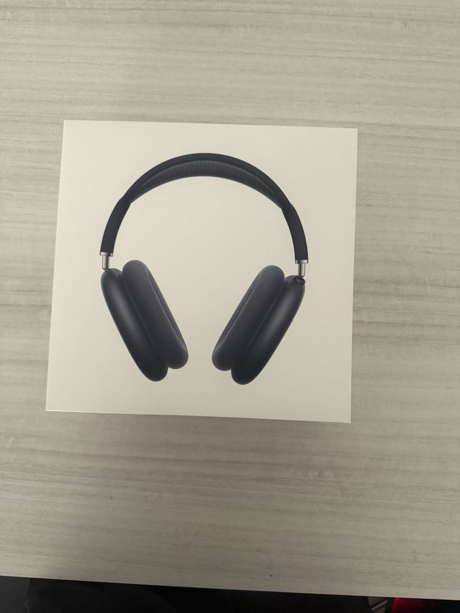 Apple Kopfhörer: AirPods Max  – Neu und originalverpackt aus Gordola von sel_2ytq