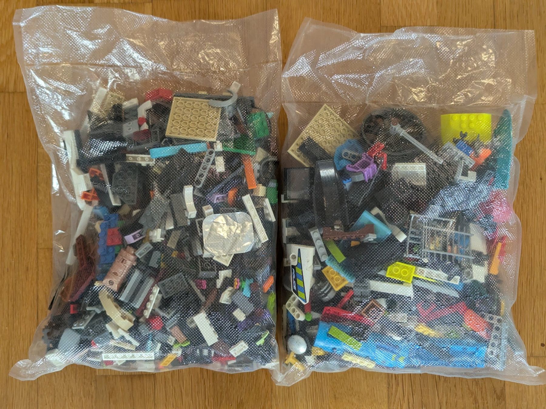 Lego Giocattoli: 2 Säcke mit Lego – Usato da Bischofszell venduto da Blende2 1