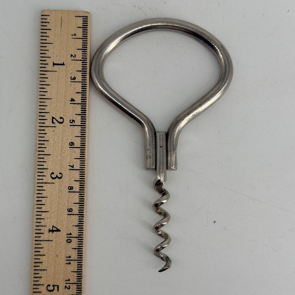 Apribottiglie & Tappi per chiusura: Tire-bouchon vintage métal chromé – Usato da Vessy venduto da _Callidus_ 2