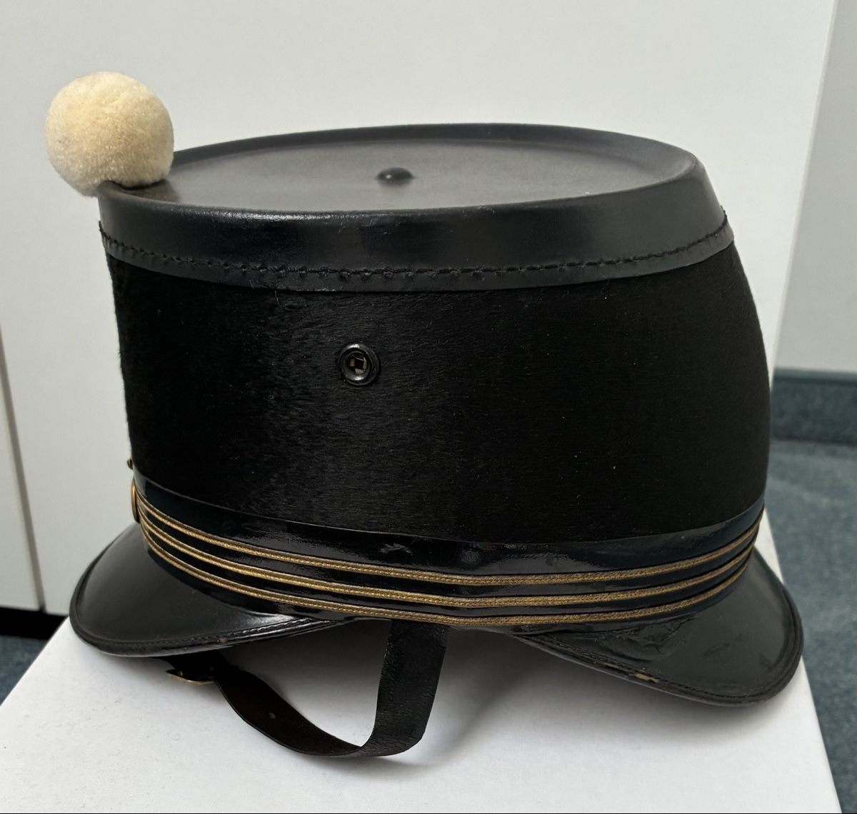 Schweizer Armee Uniformi: Tschako Hptm GR 1898 – Usato da Gutenswil venduto da Antiques77 1