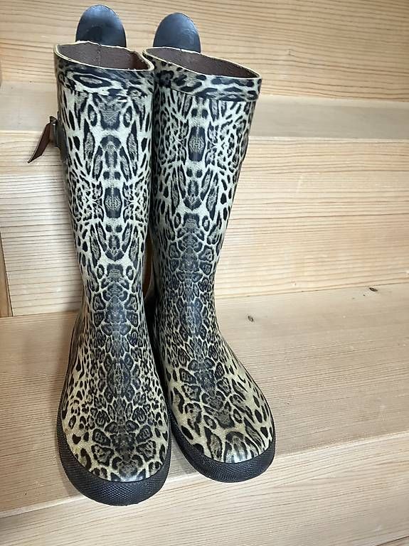 Chaussures filles: Bisgaard Leopard Stiefel Gr.35 – D'occasion à Brunnadern par Bumlebee 1