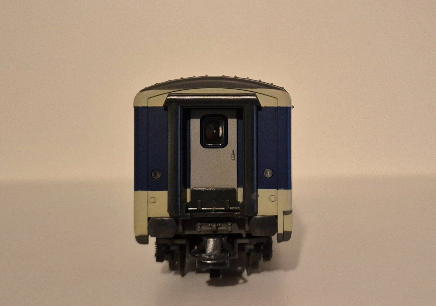 Roco Modellini di ferrovie: Roco BLS EW II Gepäckwagen – Usato da Wittenwil venduto da ced_q8j7 2