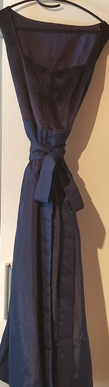 Vestiti: Dirndl Midi dunkelblau Grösse M-L / 40/42 – Nuovo (secondo la descrizione) da Schänis venduto da Second_Life_
