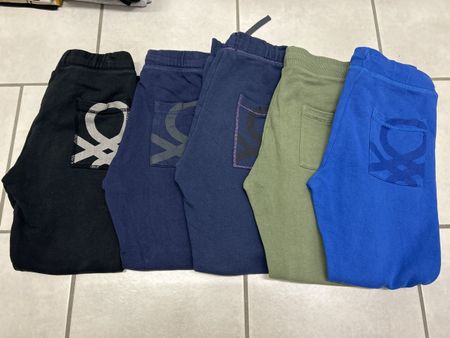 Trainerhosen von Benetton 5 paar Gr. 160 - 168