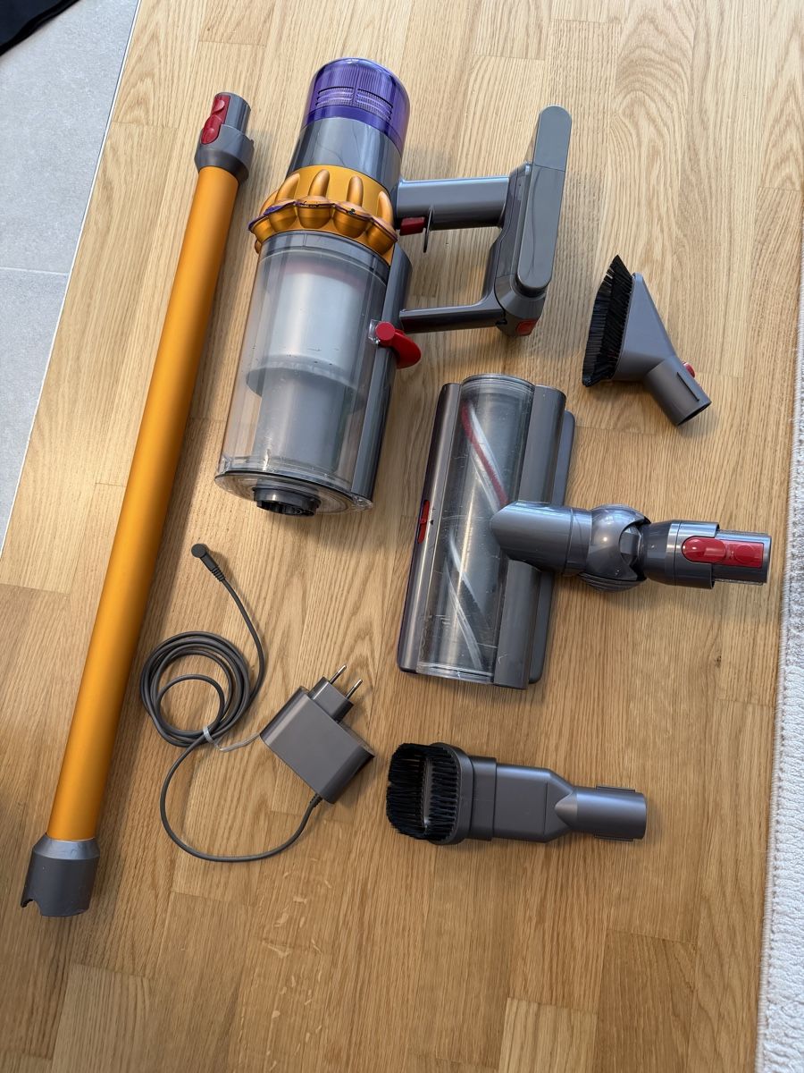 Dyson Aspirapolveri & Accessori: Dyson V15 detect – Usato da Meyrin venduto da SA_3006