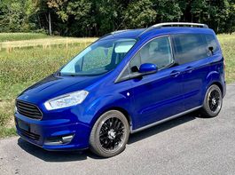 Ford Tourneo Courier 1.0 SCTi Titanium