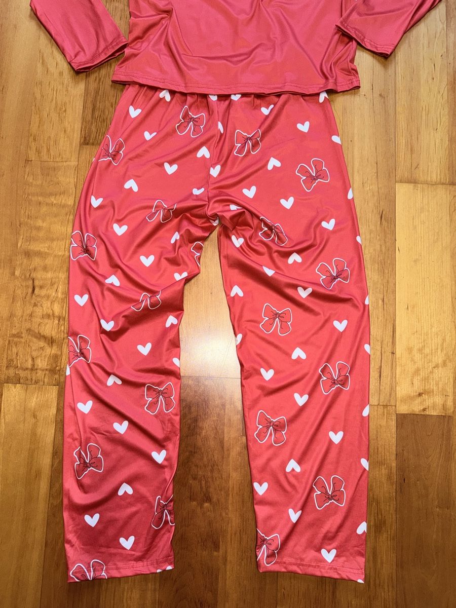 Negligees & Pyjamas: Pyjama NEU – Neu und originalverpackt aus Malters von EnairaNr1 5