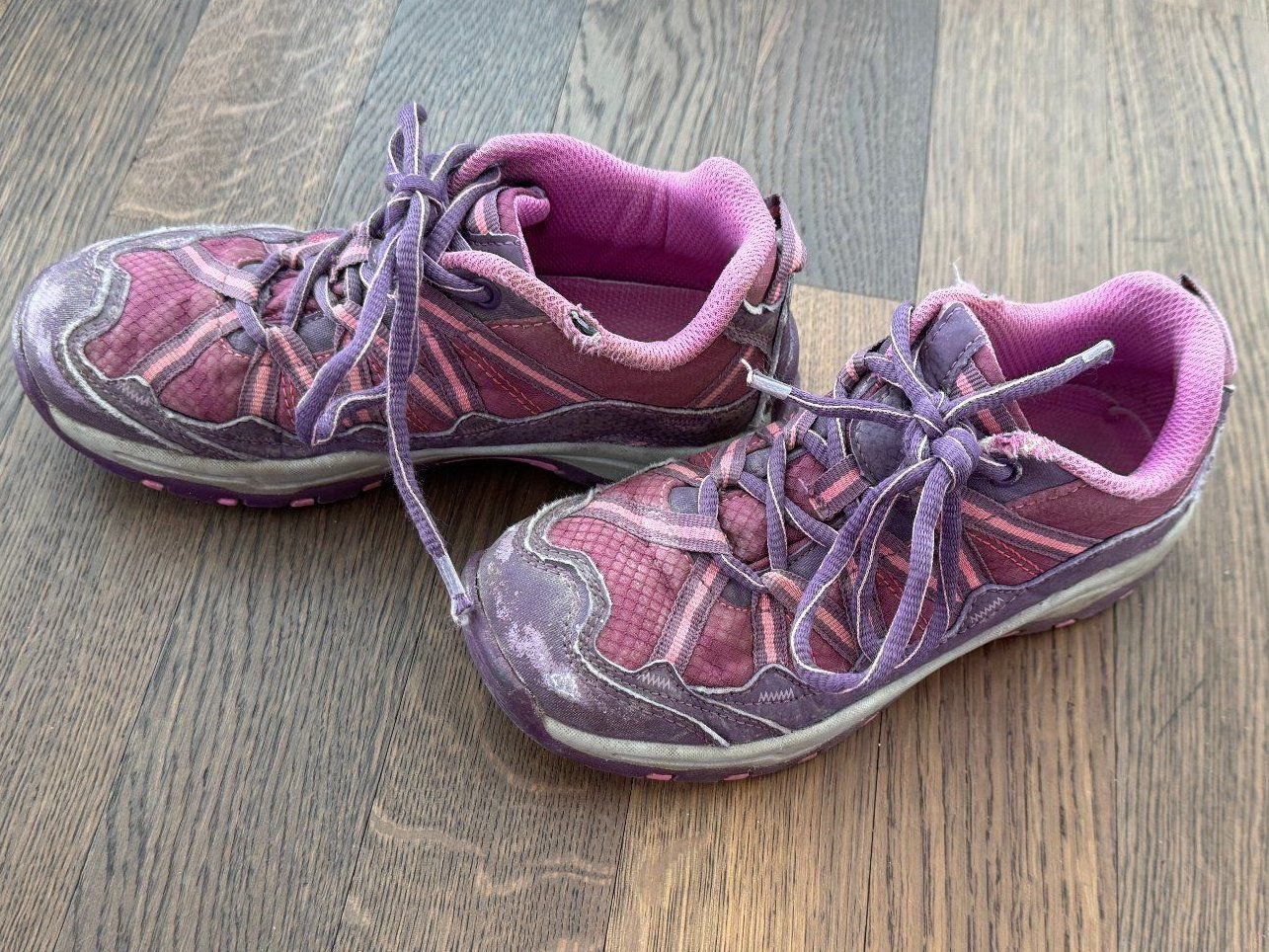 Scarpe per ragazze: für Mädchen Wander Trekking Schuhe Grösse 33 – Usato da Würenlos venduto da CaSteSeNievis 1