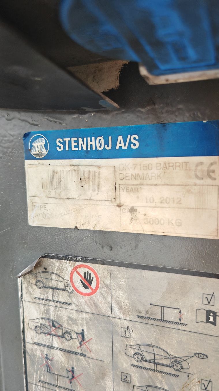 Piattaforme elevatrici & Crick: Säulenlift Stenhoj – Usato da Oberengstringen venduto da 156driver 2